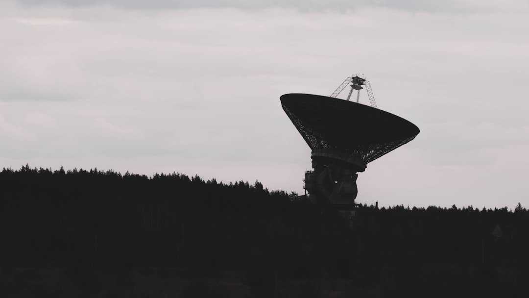 Photo cislunar space domain awareness technology