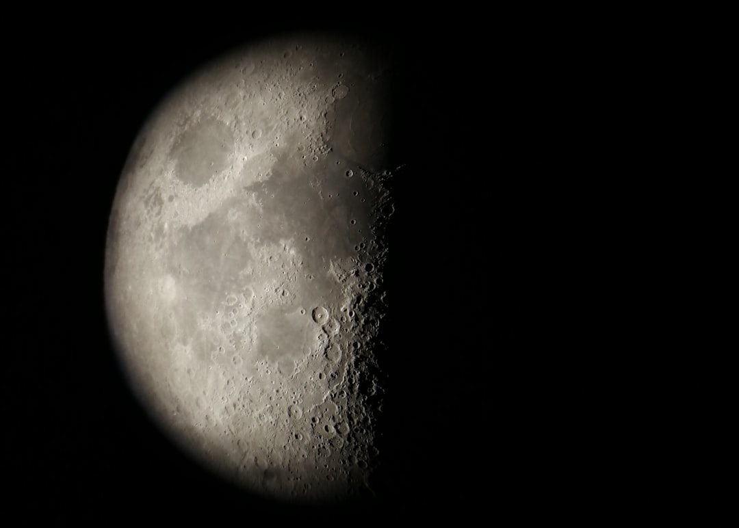 Photo lunar payload services