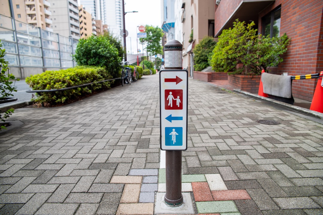 Photo space traffic management