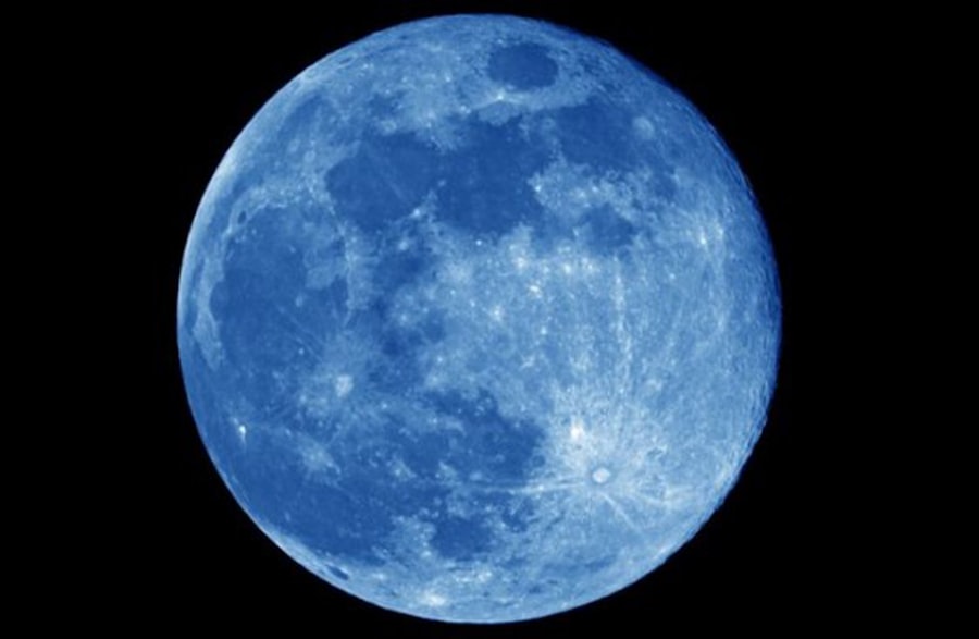Photo moon sovereign territory