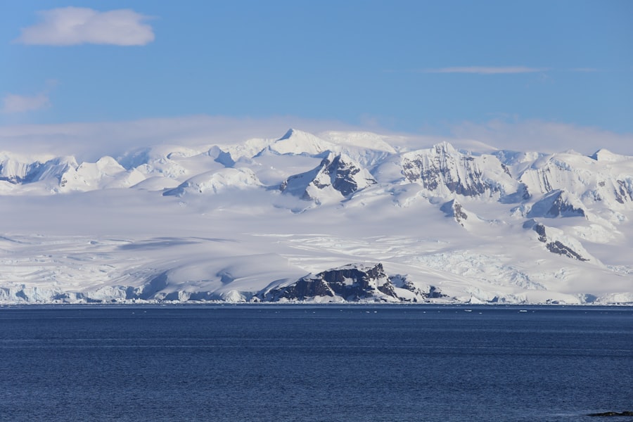 Photo Antarctica resource exploitation