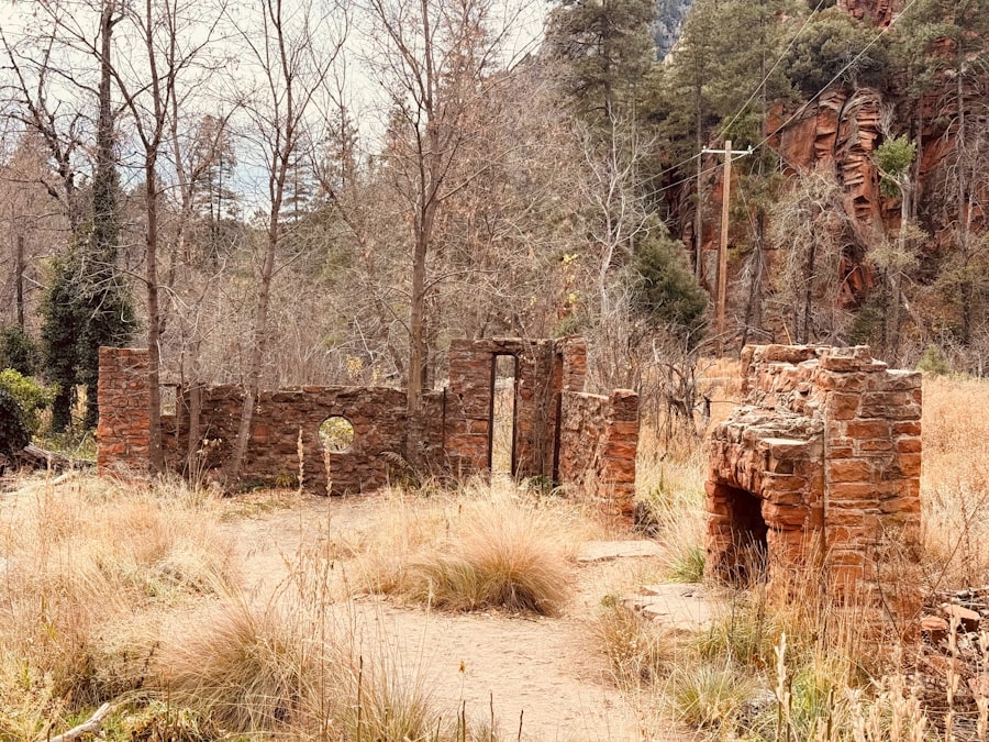 Photo ancient reservoir ruins