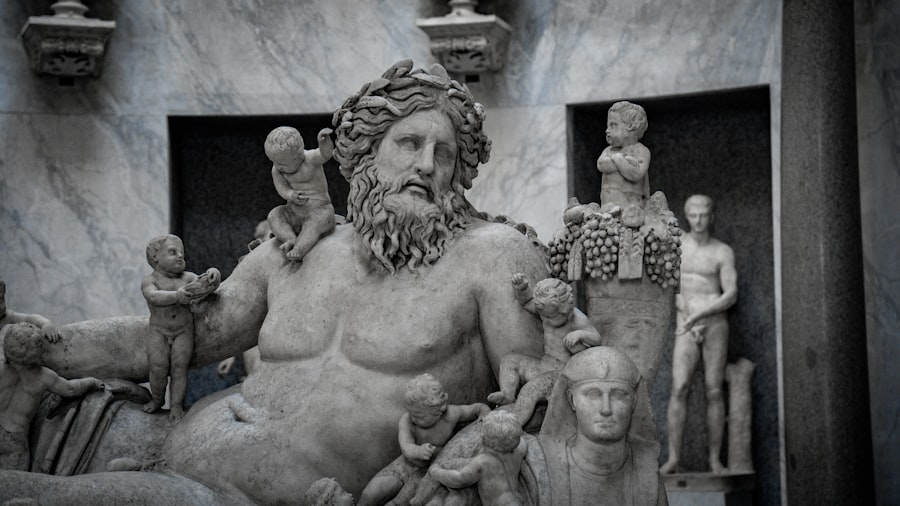 Photo ancient elites, knowledge control