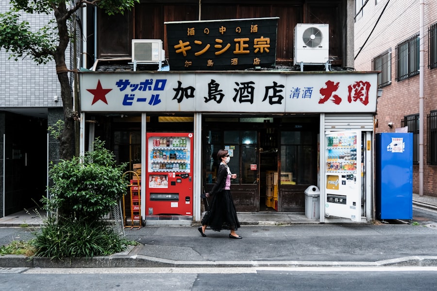 Japanese corporations hoard cash