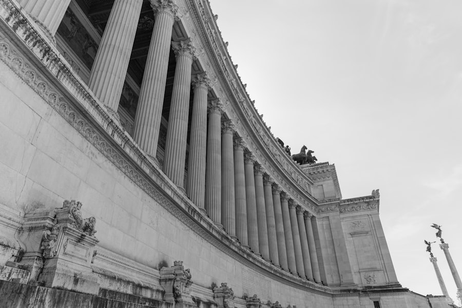 Photo monetary policy tool effectiveness