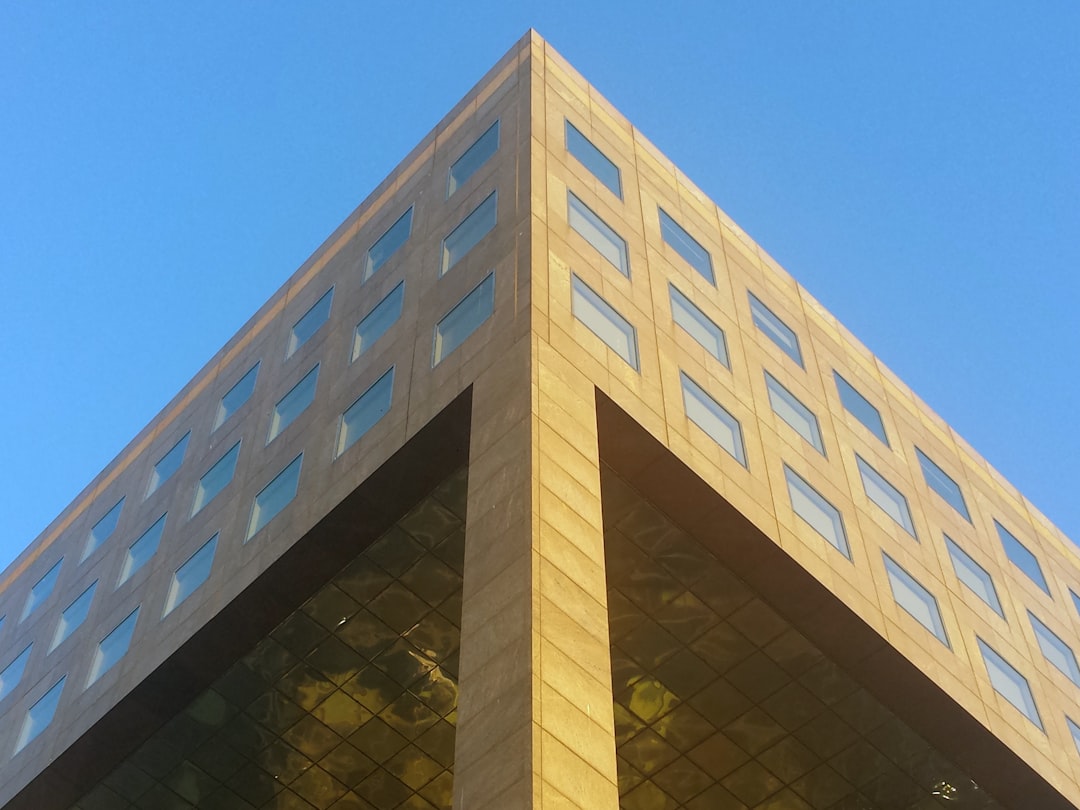 Photo emergency fund buffer building