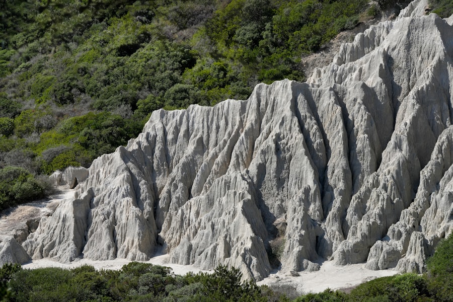 Photo geode formation