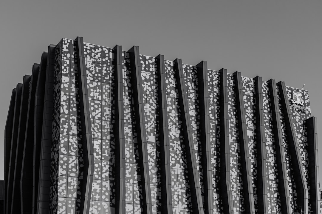 Photo wootz steel microstructure analysis