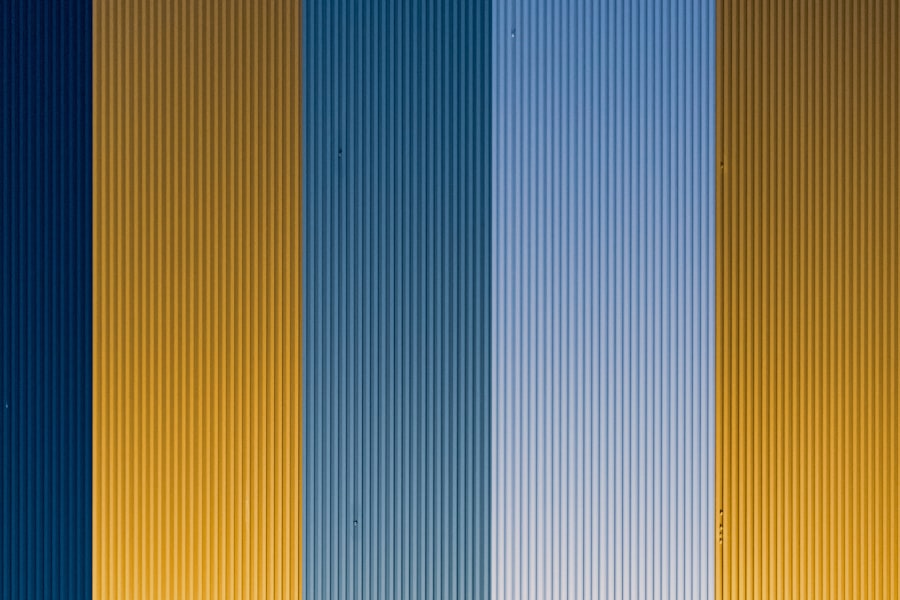 Photo friction gradients