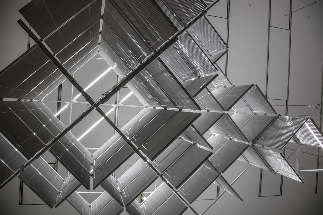 Photo aluminum in electrical grids