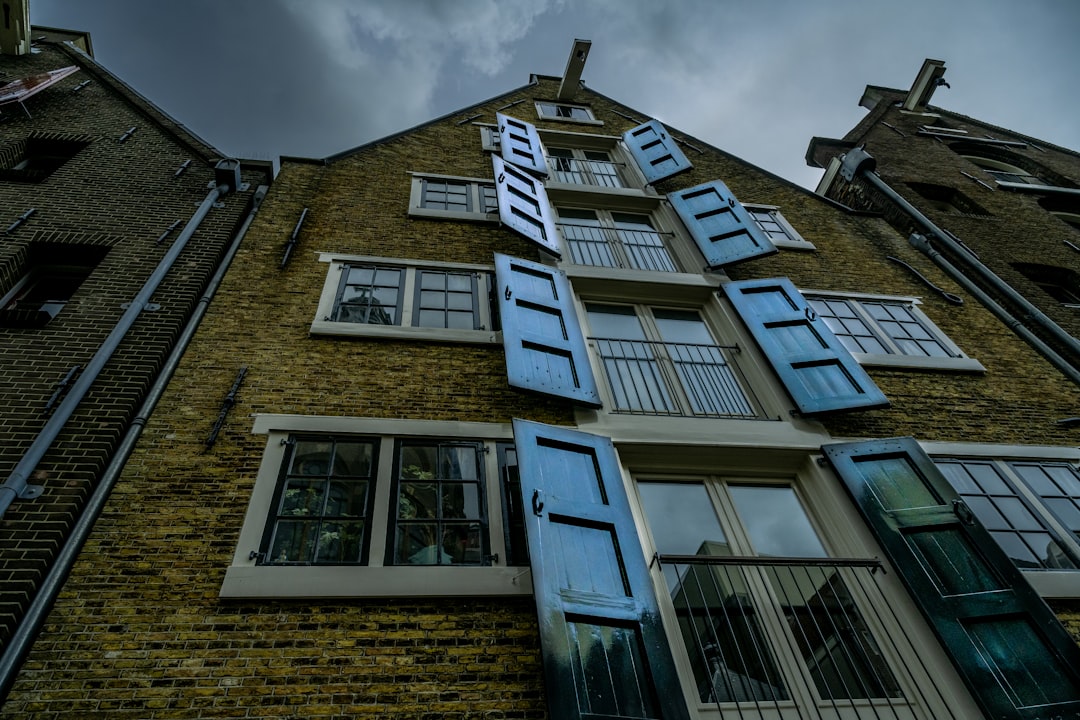 Photo housing crisis corporate landlords