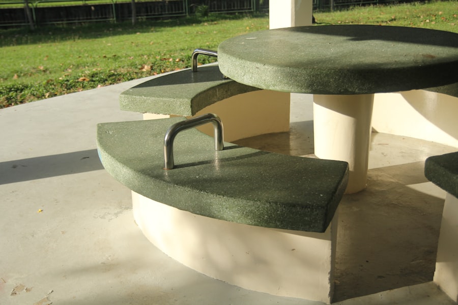 bronze grid seating installation
