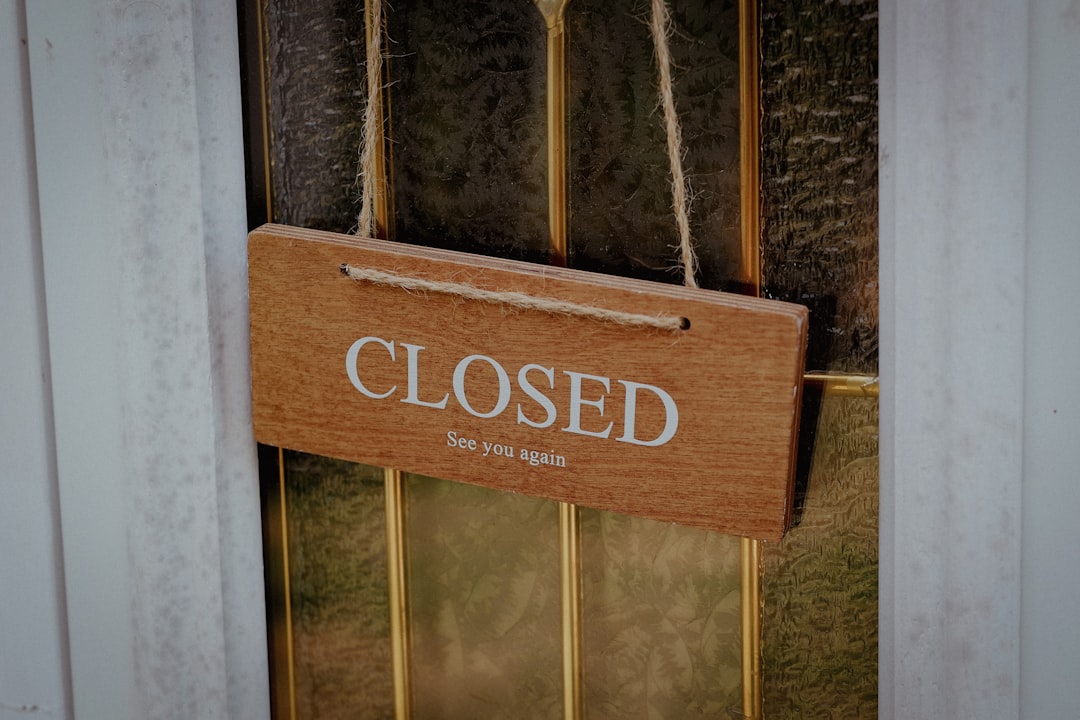 Photo small business closure patterns