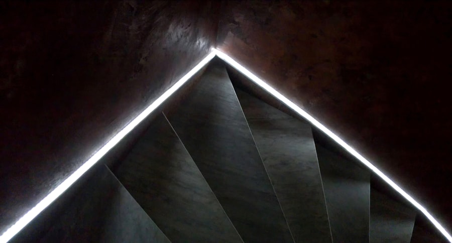 Photo acoustic resonance pyramid chambers