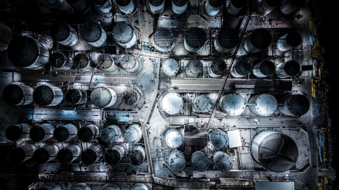 Photo helium shortage allocation strategies