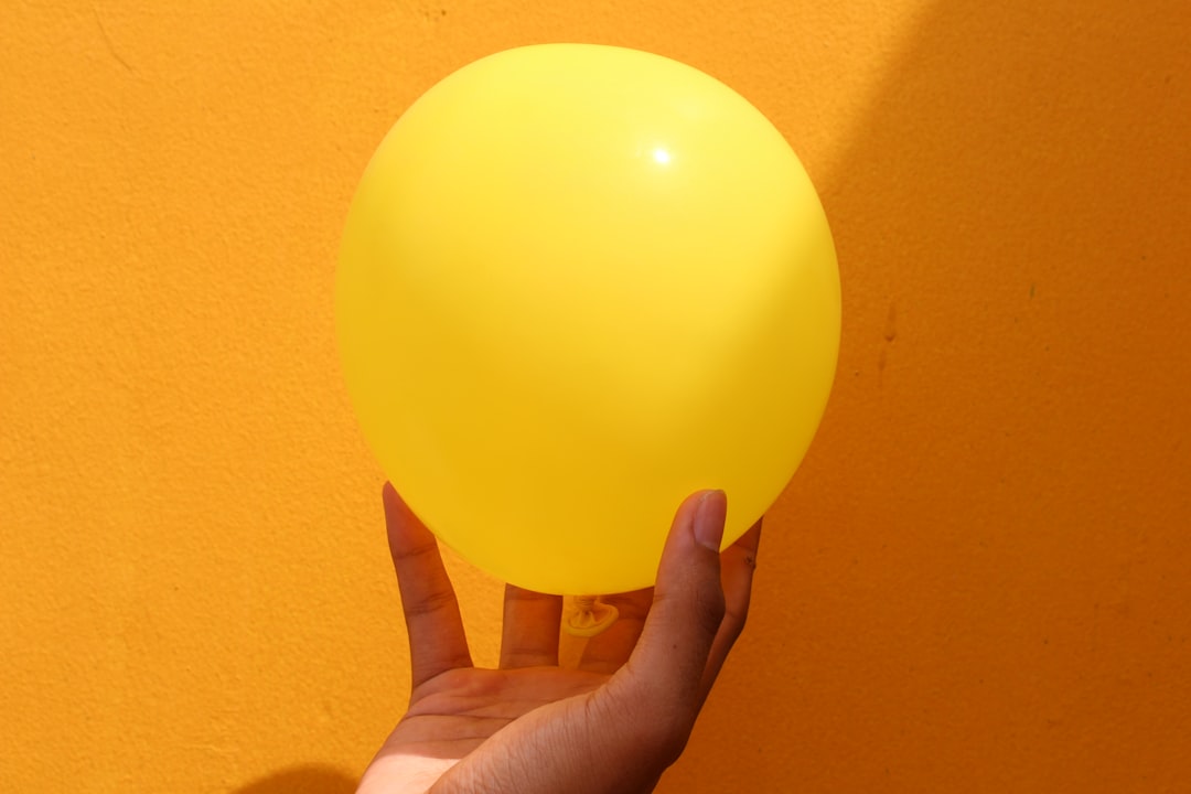 Photo helium conservation