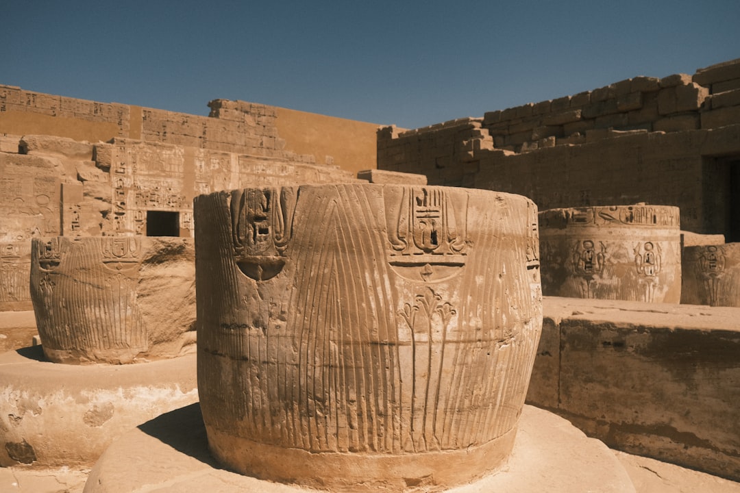 Photo ancient civilizations, precision engineering