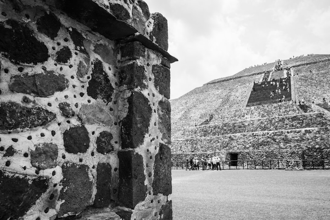 Photo teotihuacan city grid engineering