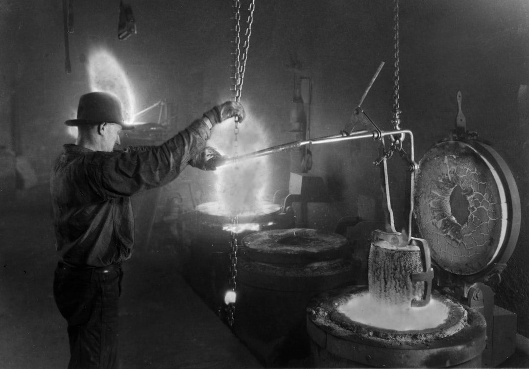 Photo zinc distillation