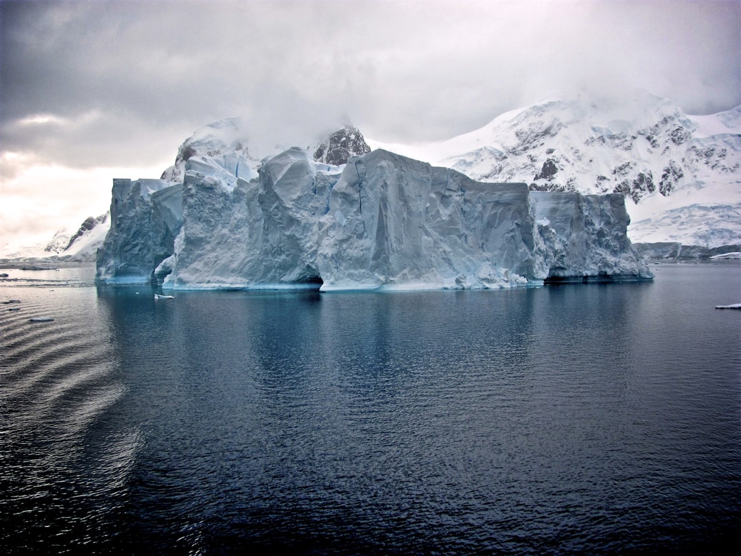 Photo Antarctica subglacial structures