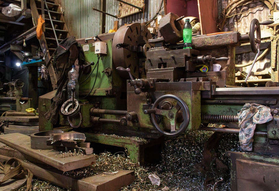 Photo rebuilding ancient machines