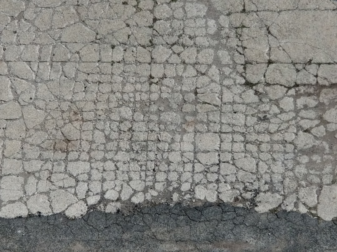 Photo self healing concrete