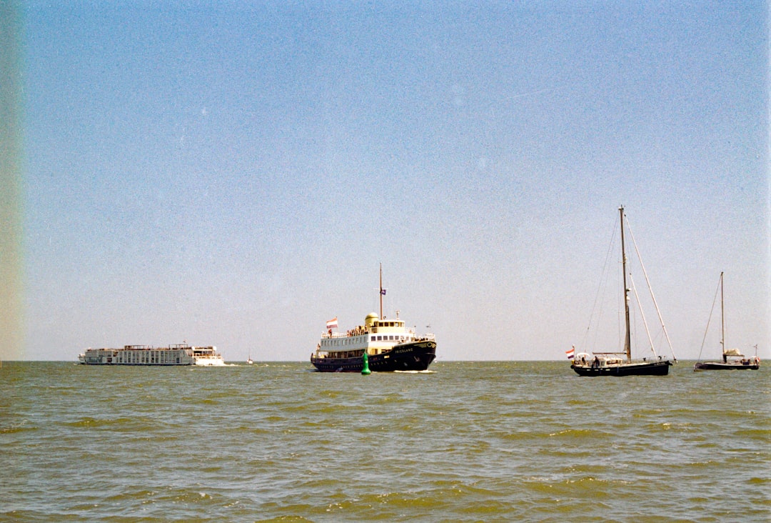 Photo Suez Canal shipping