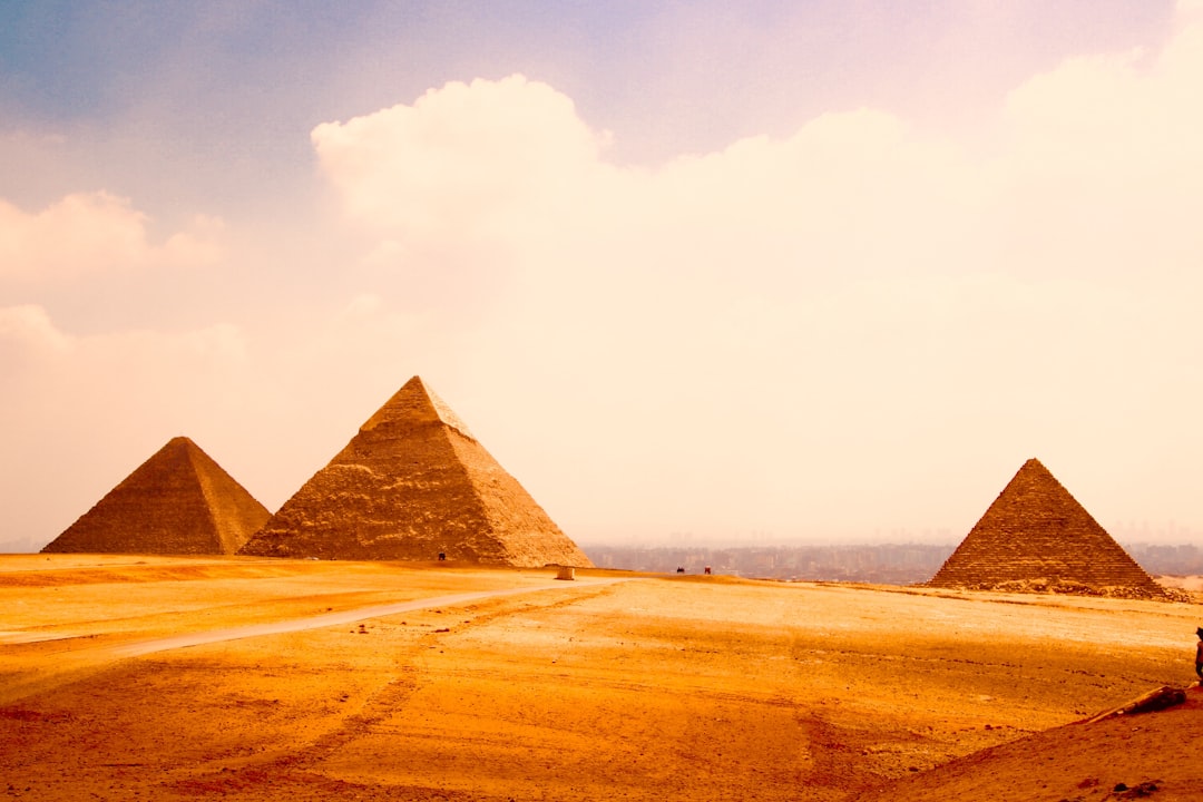 Photo pyramids