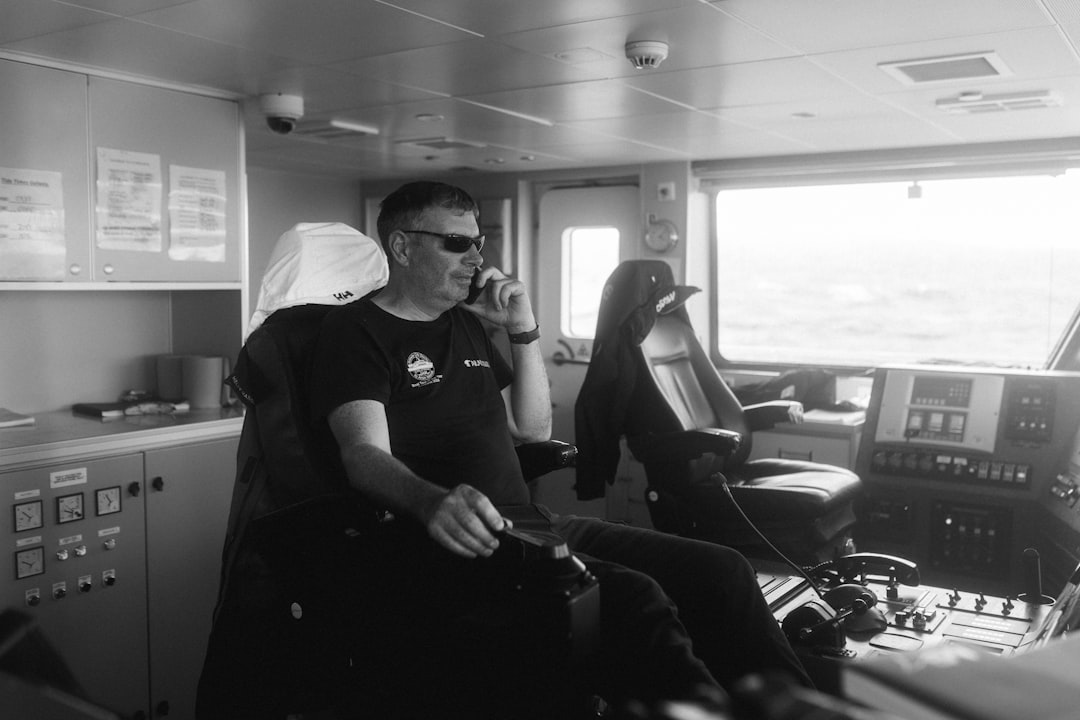 Photo shipping control