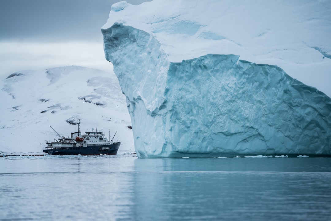 Photo Arctic geopolitical tensions