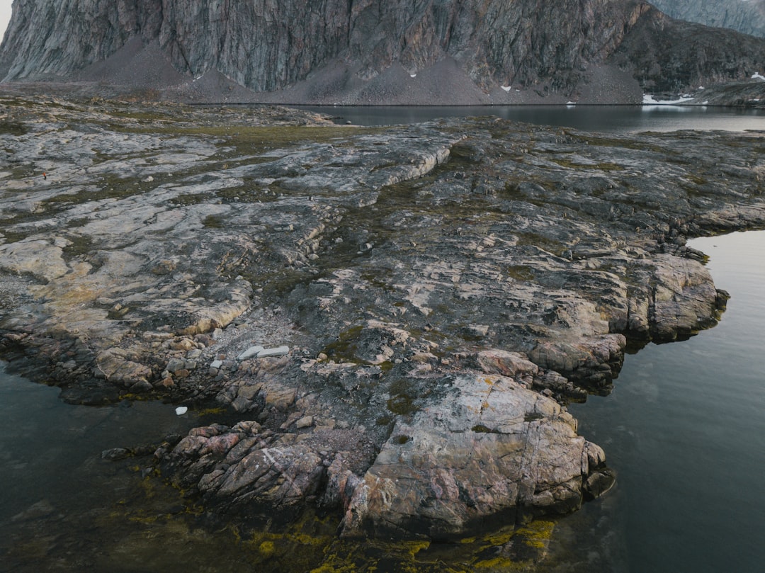 Photo greenland hidden corridor map