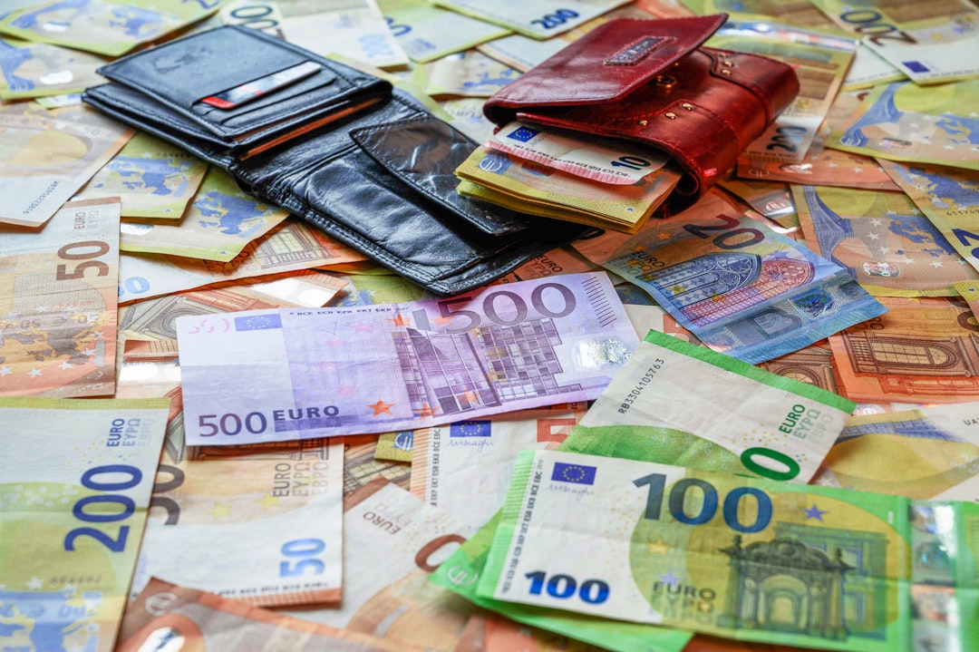 Photo debt rollover crisis