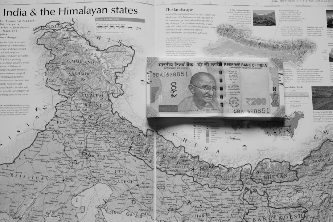 Photo geopolitical economic crisis secrets