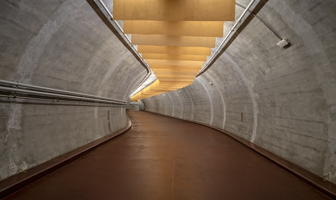 Photo tunnels