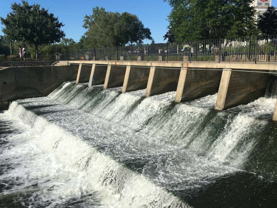 Photo Dam restoration