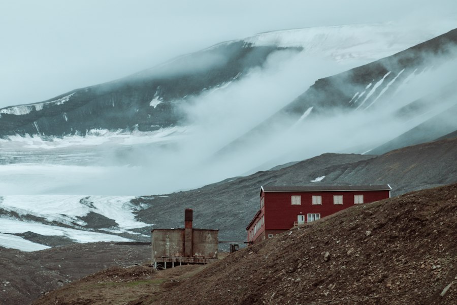 Photo Pyramiden Soviet ghost town Svalbard